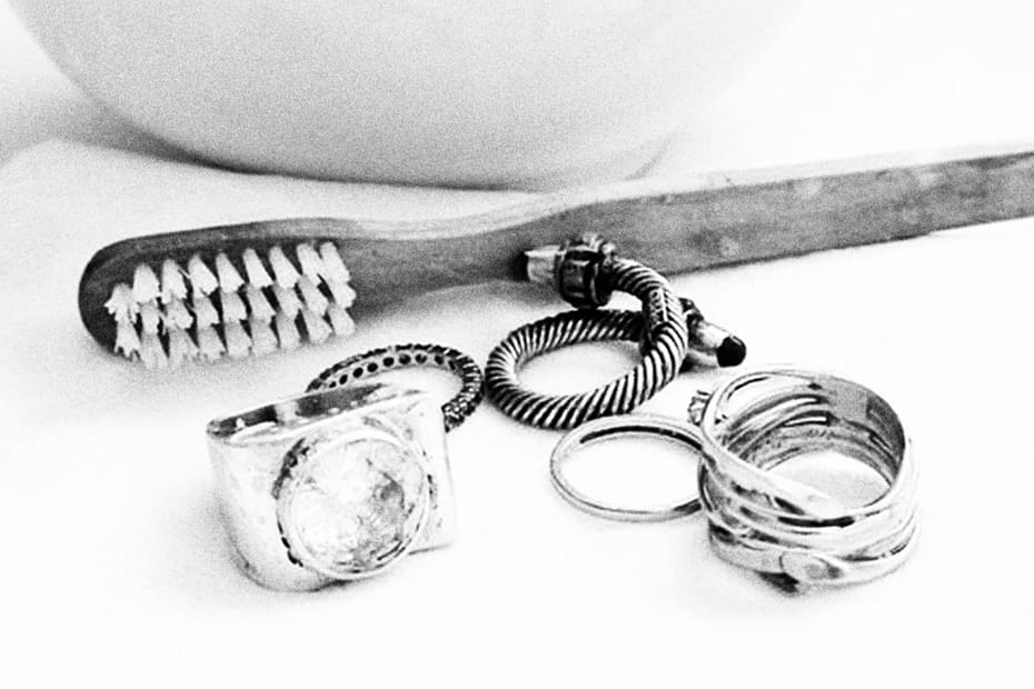 Sanitize jewellery